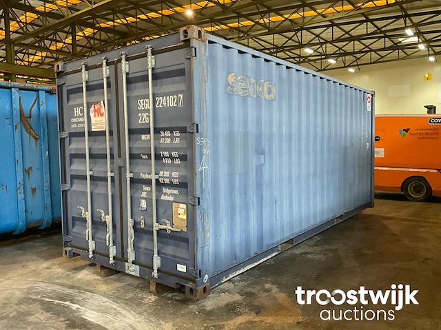 Zeecontainer met containerslede met haak - afbeelding 2 van  6