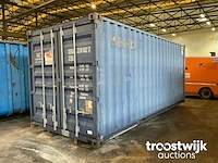 Zeecontainer met containerslede met haak - afbeelding 2 van  6