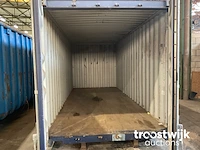 Zeecontainer met containerslede met haak - afbeelding 6 van  6