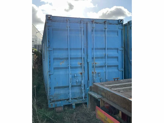 Zeecontainer met optreksysteem. - afbeelding 1 van  8