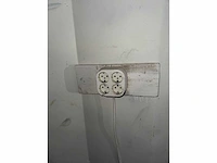 Zeecontainer met verlichting en elektriciteit compleet met inbouwkast. - afbeelding 7 van  18