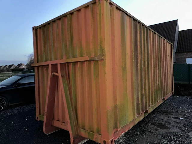 Zeecontainer met verlichting en elektriciteit compleet met inbouwkast. - afbeelding 12 van  18