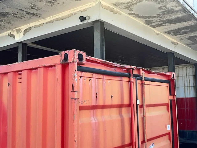 Zeecontainer - afbeelding 11 van  15