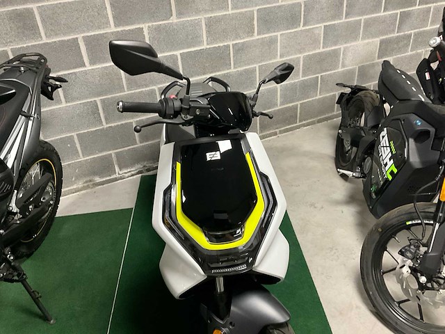 Zeeho (v. cf moto) ae6+ cyclo klasse b moto - afbeelding 4 van  13