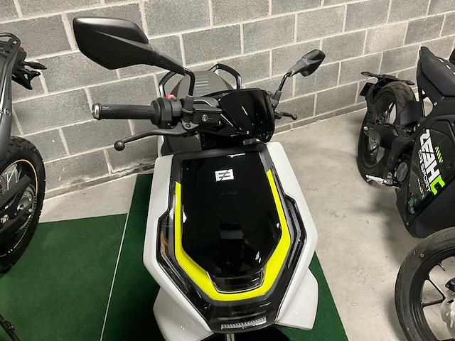 Zeeho (v. cf moto) ae6+ cyclo klasse b moto - afbeelding 5 van  13