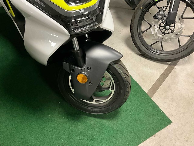 Zeeho (v. cf moto) ae6+ cyclo klasse b moto - afbeelding 8 van  13