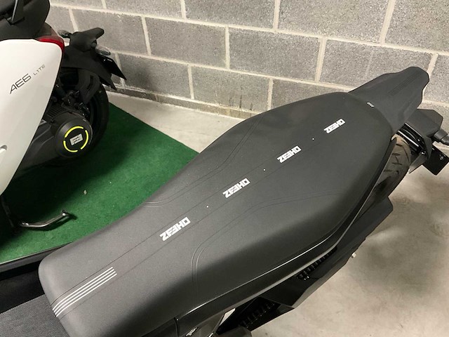 Zeeho (v. cf moto) stadssport cyclo klasse b moto - afbeelding 17 van  19