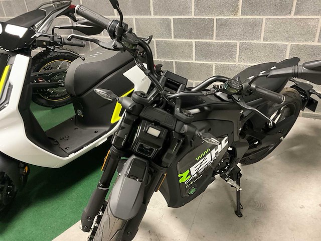 Zeeho (v. cf moto) stadssport cyclo klasse b moto - afbeelding 18 van  19