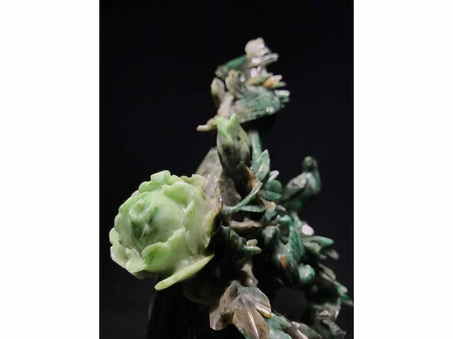 Zeer gedetailleerd delicaat chinese sculptuur van vogels en bloemen - afbeelding 13 van  39