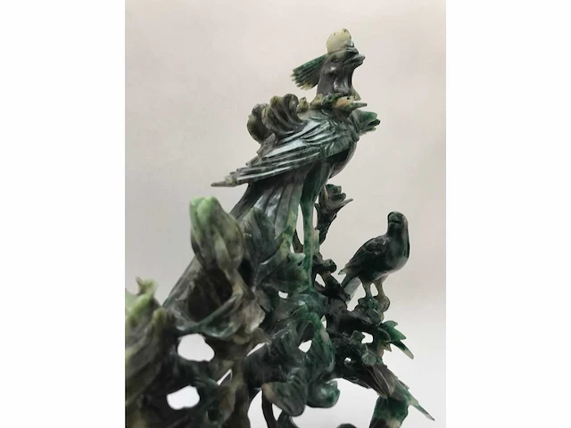 Zeer gedetailleerd delicaat chinese sculptuur van vogels en bloemen - afbeelding 19 van  39
