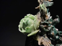Zeer gedetailleerd delicaat chinese sculptuur van vogels en bloemen - afbeelding 35 van  39