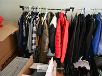 Zeer grote partij dameskleding schoenen & divers - afbeelding 1 van  18