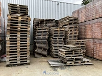 Zeer grote partij palleten bestaande uit plm 420 europalleten - afbeelding 16 van  16
