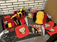 Zeer grote partij rode duivels gadgets - afbeelding 1 van  29