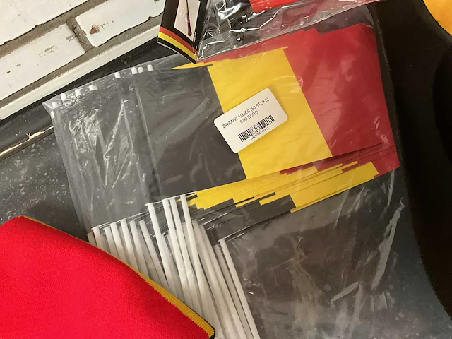 Zeer grote partij rode duivels gadgets - afbeelding 16 van  29