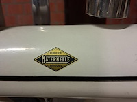 Zeer oude personenweegschaal+meetlat ziekenhuis - afbeelding 3 van  8