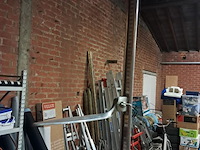 Zeer oude personenweegschaal+meetlat ziekenhuis - afbeelding 5 van  8