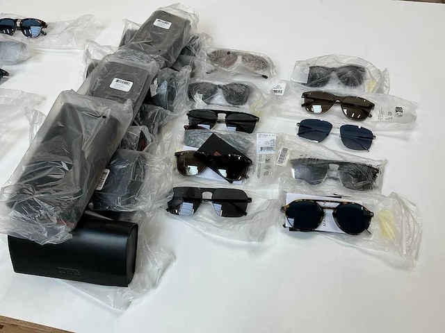 Zegna zonnebril (11x) - afbeelding 1 van  9