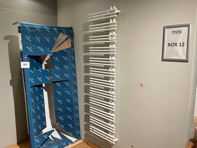 Zehnder designradiator - afbeelding 1 van  6