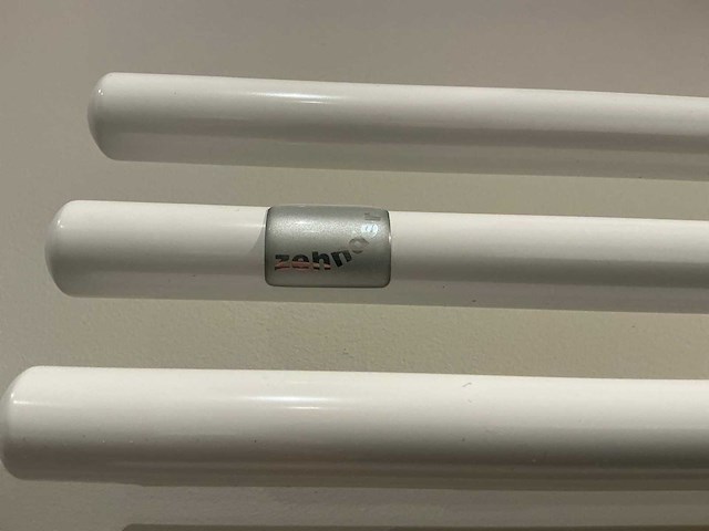 Zehnder designradiator - afbeelding 6 van  6