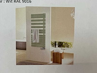 Zehnder roda asym handdoekradiator (2x) - afbeelding 1 van  3