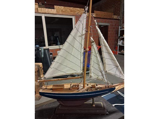 Zeilboot - afbeelding 1 van  3