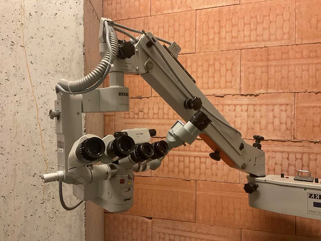 Zeiss opmi cs chirurgische microscoop - afbeelding 4 van  6
