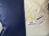 Zelesta royalbed twee kleuren silk en cream 240 x 200 300 gr - afbeelding 1 van  3