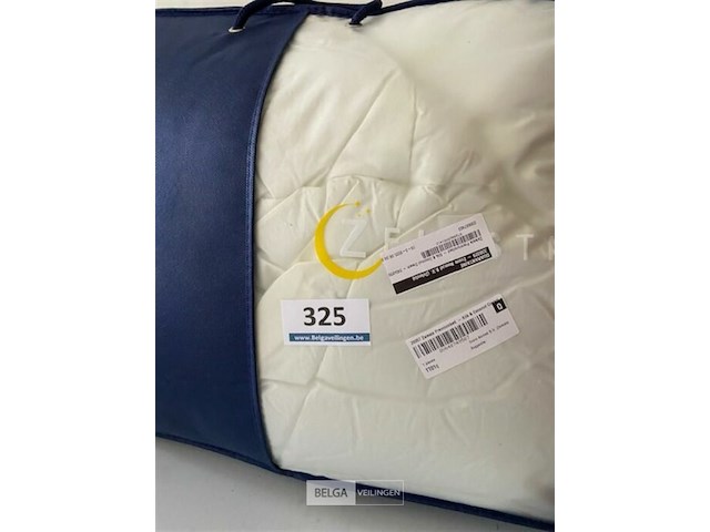 Zelesta royalbed twee kleuren silk en cream 240 x 200 300 gr - afbeelding 3 van  3