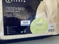 Zelesta teddybed fluffy cream 240 x 200 300 gr - afbeelding 1 van  3