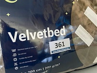 Zelesta velvetbed taupe 140 x 200 200 gr - afbeelding 3 van  3