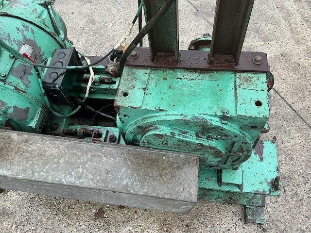 Zelfbouwgenerator op aftakas stroomgenerator - afbeelding 6 van  10