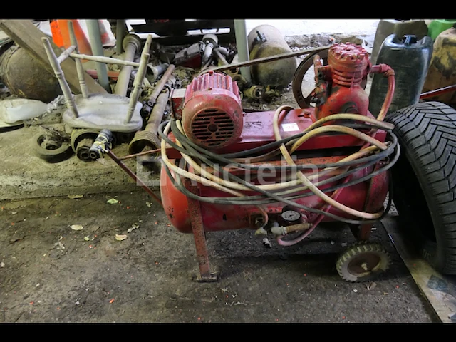 Zelfgemaakte compressor - afbeelding 2 van  7