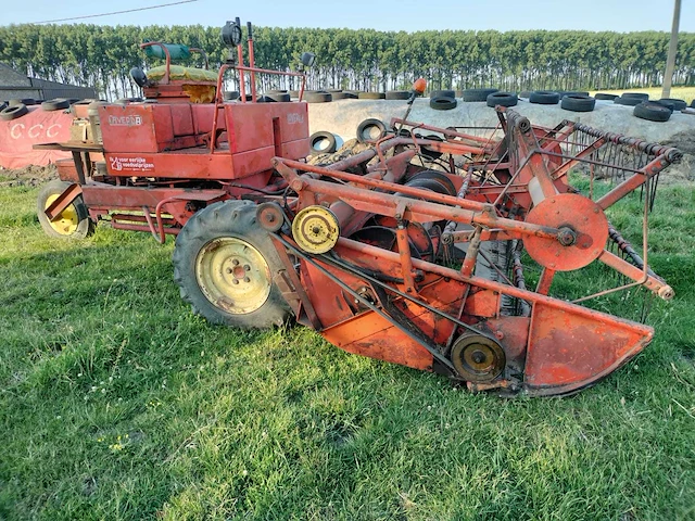 Zelfrijdende zwadmaaier laverda afc110a - afbeelding 7 van  13