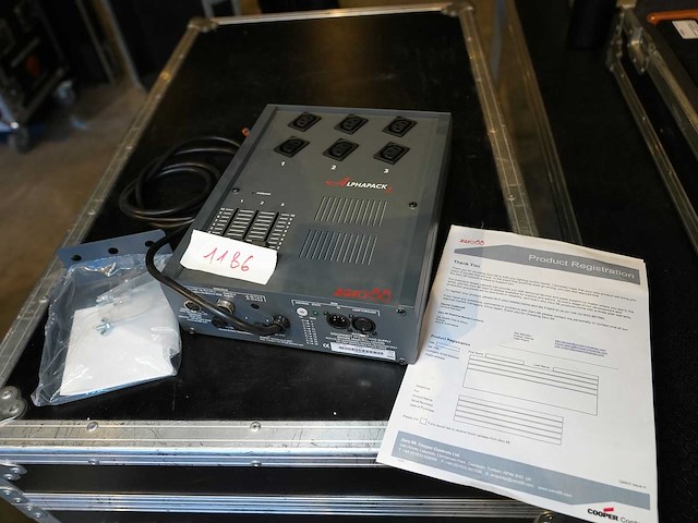 Zero 88 - 6 x 6amp cee22 socket - afbeelding 1 van  2