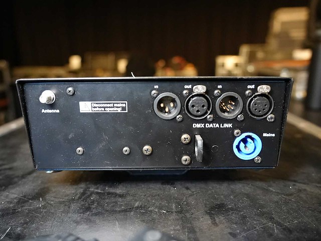 Zero 88 - 6 x 6amp cee22 socket - afbeelding 2 van  2