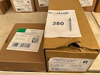 Zeskant en spaanderplaat schroeven. (2x) - afbeelding 1 van  1
