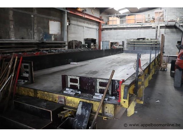 Zgn kiptafel vv toebehoren wo magnetische klemmen - afbeelding 1 van  8