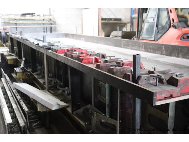 Zgn kiptafel vv toebehoren wo magnetische klemmen - afbeelding 2 van  8