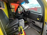 Ziekenwagen mercedes - afbeelding 10 van  16