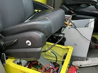Ziekenwagen mercedes - afbeelding 13 van  16