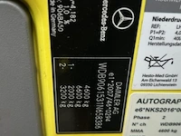 Ziekenwagen mercedes - afbeelding 14 van  16
