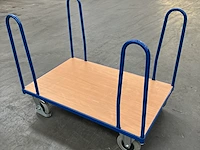 Zijbeugelwagen met 4 beugels - afbeelding 1 van  1