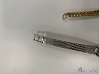 Zilverkleurige horloge met accessoire - afbeelding 6 van  11