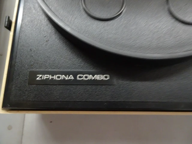 Ziphona platenspeler - afbeelding 2 van  2