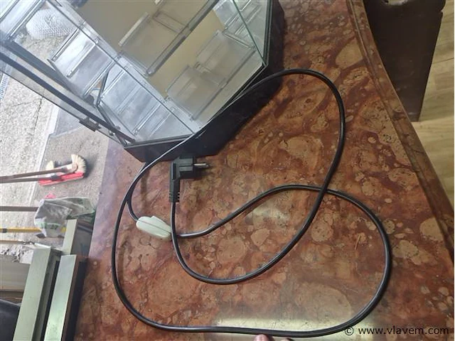 Zippo draaitoren met verlichting, werkend - afbeelding 4 van  4