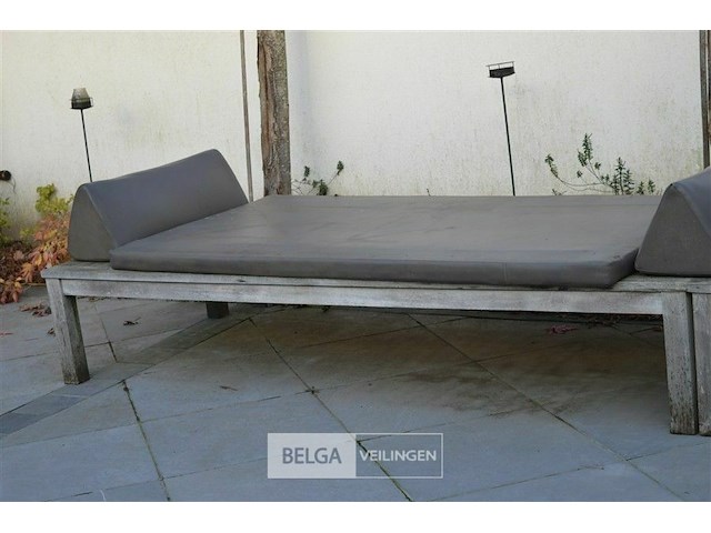 Zit-/ligbank voor de tuin met kussens 2x250 cm - afbeelding 2 van  3