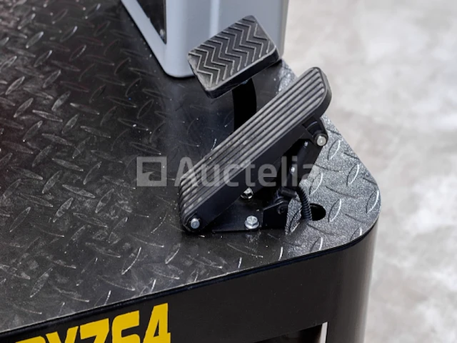 Zit veegmachine kremer kryzs4 - afbeelding 16 van  18