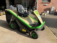 Zitmaaier etesia hydra 80 - afbeelding 11 van  15