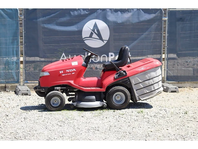 Zitmaaier honda hf 2417 ht (hf2417k3 hbe) benzine 2013 - afbeelding 1 van  1